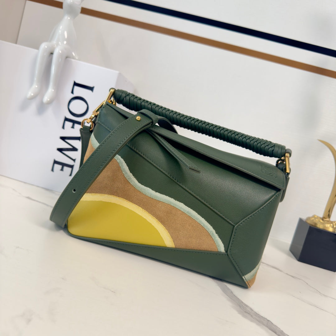Structured Leather Shoulder Bag with Abstract Suede Panels (1113595538)