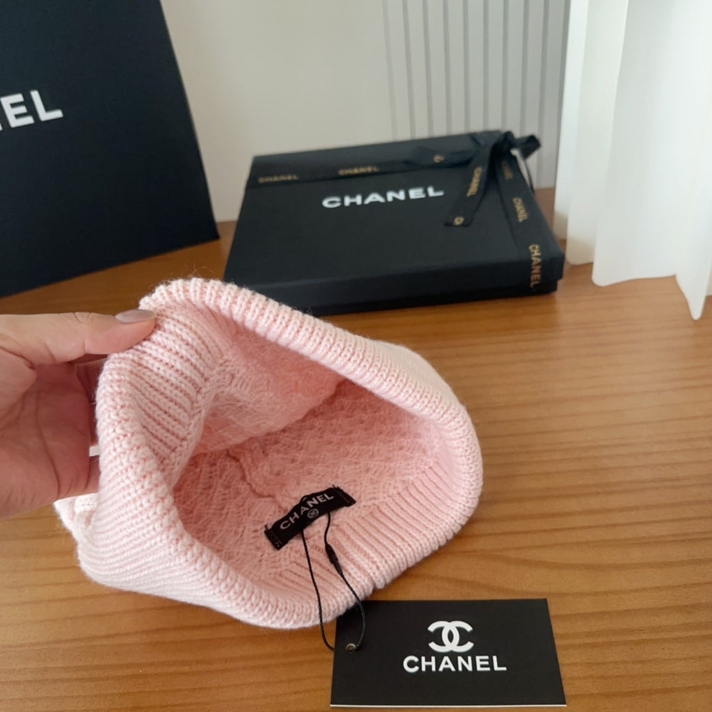 C/C Knit Beanie in pink