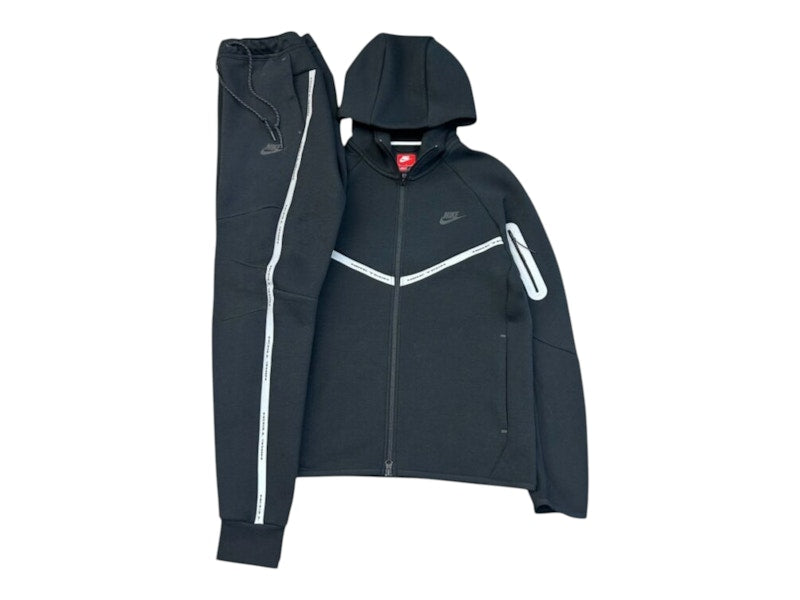 Nike Tech Fleece Reflective Accent Tracksuit Black/Black