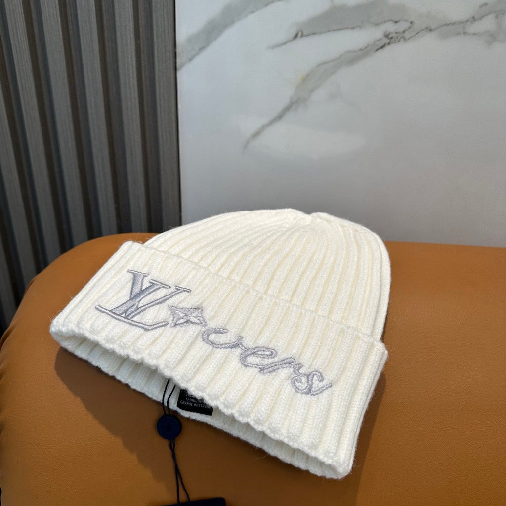 l/v Knit Beanie in White