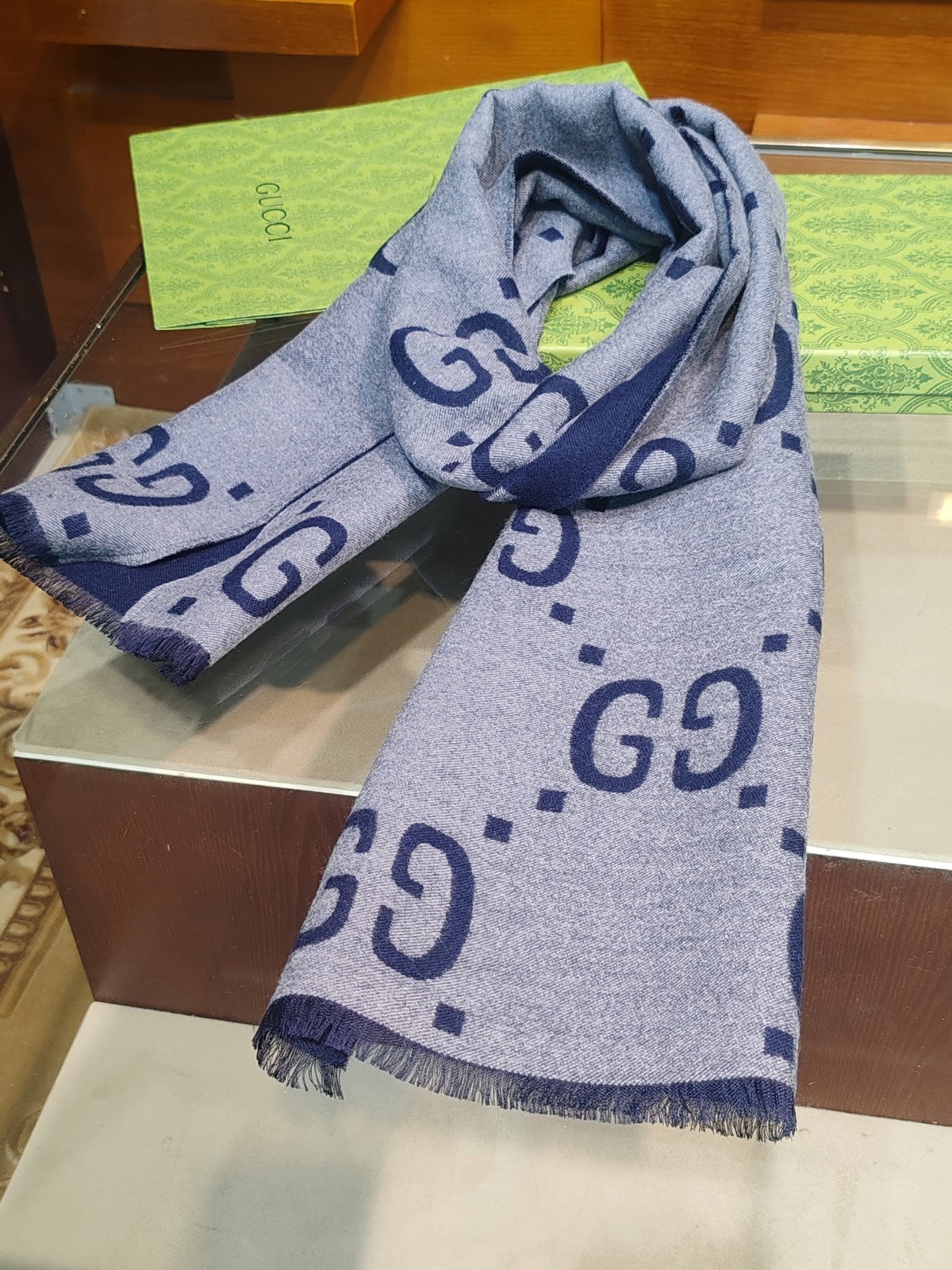 G/G Scarf